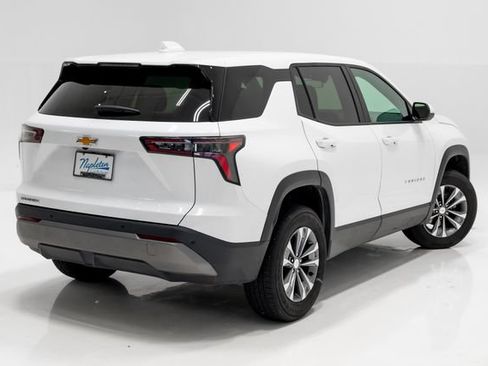 Used 2025 Chevrolet Equinox LT FWD image 33
