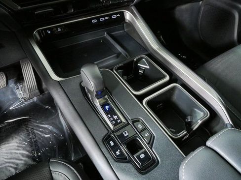 Used 2025 Lexus TX 350 AWD image 17