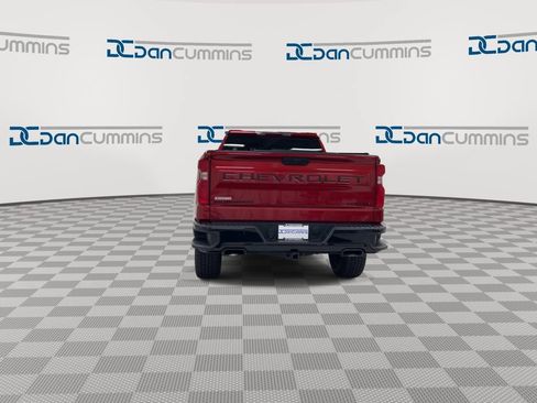 Used 2021 Chevrolet Silverado 1500 Custom Trail Boss w/ LPO, Dark Essentials Package AWD/4WD image 7
