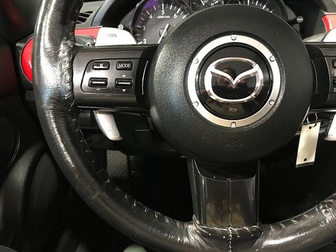 Used 2014 MAZDA MX-5 Miata Club image 25