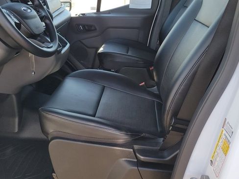 Certified 2025 Ford Transit 250 Base image 6