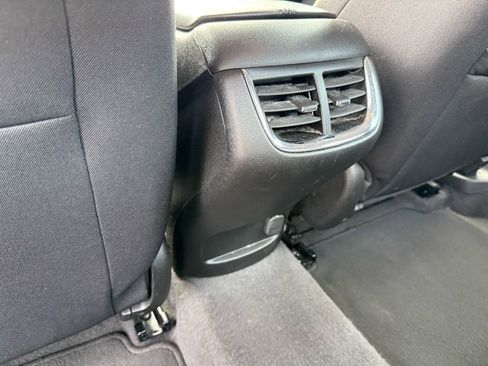 Used 2024 Chevrolet Malibu LT image 30