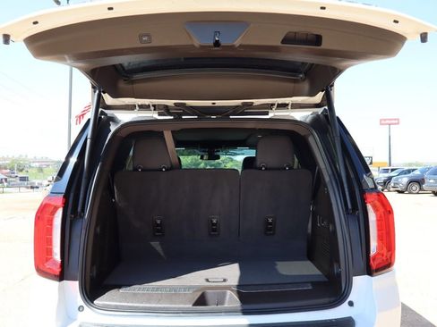 Used 2021 GMC Yukon Denali w/ LPO, Illumination Package AWD/4WD image 22