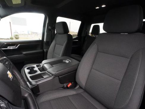 Used 2022 Chevrolet Silverado 1500 LT image 17