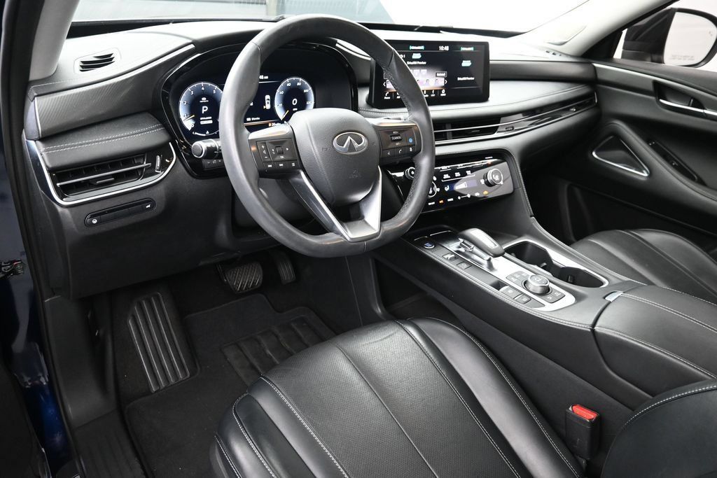 Used 2023 INFINITI QX60 Luxe w/ Performance Audio Package FWD image 4
