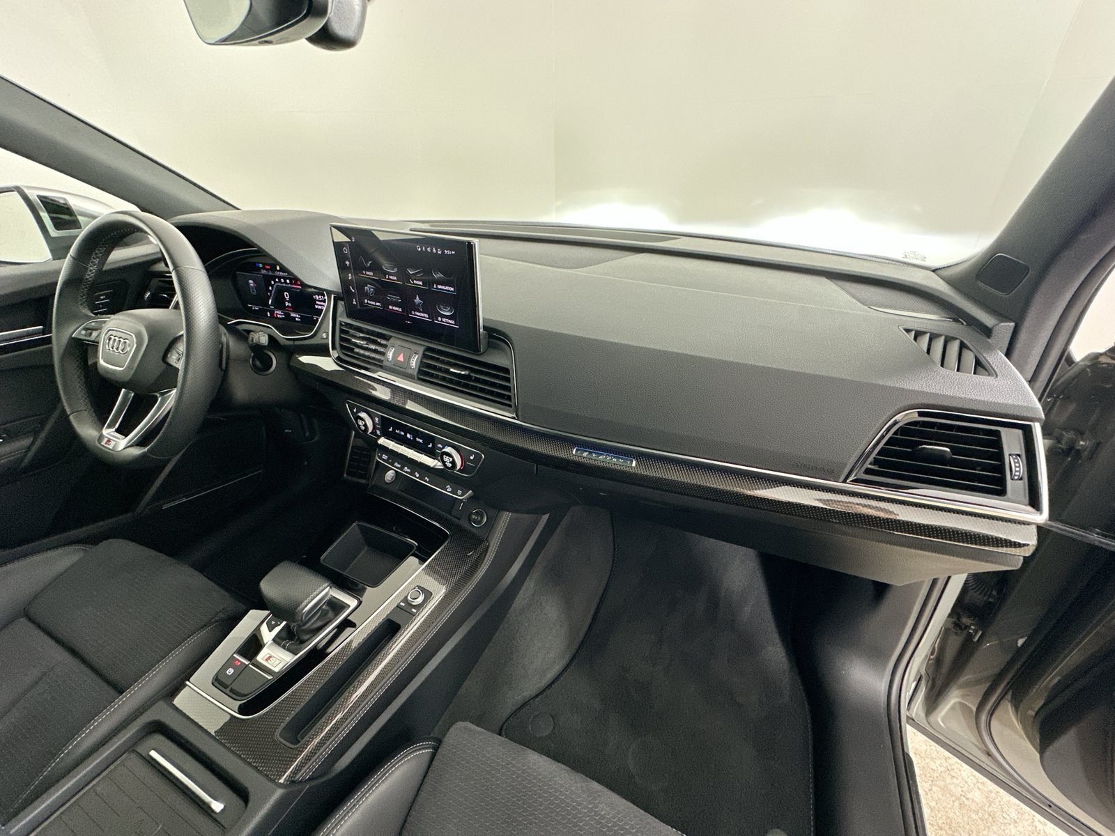 Certified 2023 Audi SQ5 Prestige w/ Prestige Package AWD/4WD image 45