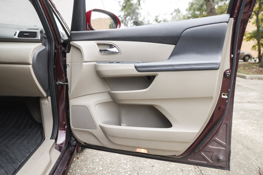 Used 2015 Honda Odyssey Touring image 35