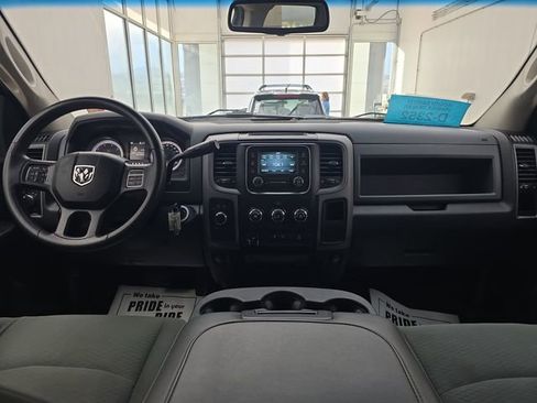 Used 2016 RAM 2500 Tradesman w/ Chrome Appearance Group image 12