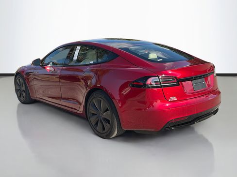 Used 2024 Tesla Model S image 5