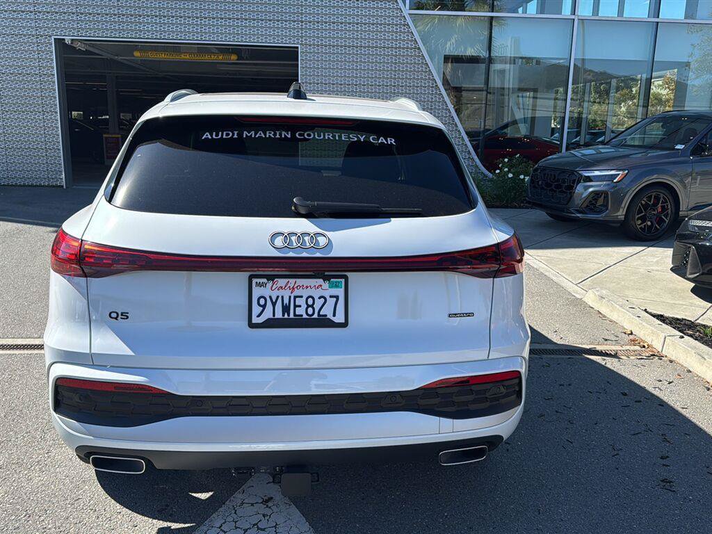 Certified 2025 Audi Q5 Premium AWD/4WD image 7