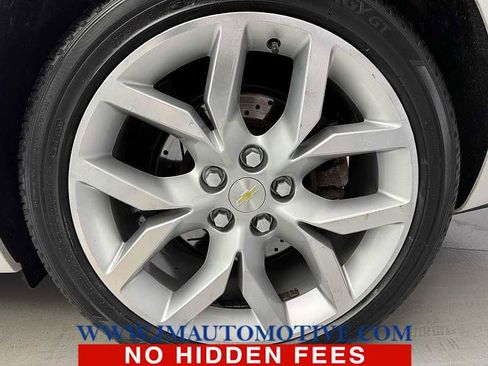 Used 2016 Chevrolet Impala LTZ w/ Enhanced Convenience Package image 9