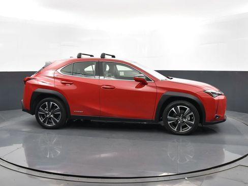 Used 2020 Lexus UX 250h w/ Premium Package image 44