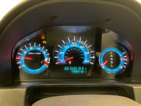 Used 2012 Ford Fusion SE image 12