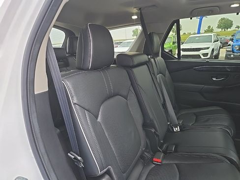 Used 2023 Honda Pilot Elite image 82