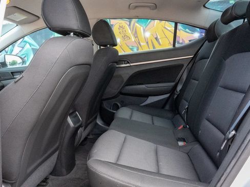 Used 2018 Hyundai Elantra SEL FWD image 20
