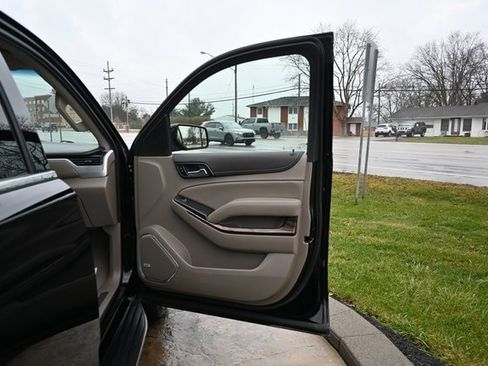 Used 2019 GMC Yukon SLT w/ Open Road Package image 18