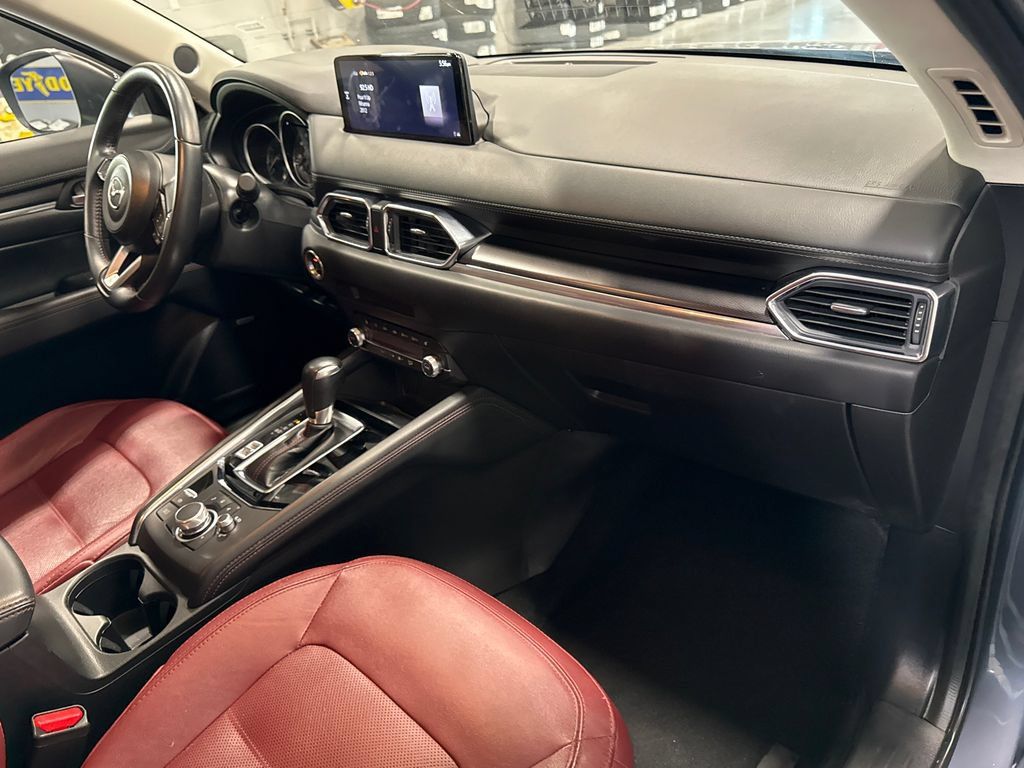 Certified 2025 MAZDA CX-5 Carbon Edition AWD/4WD image 18