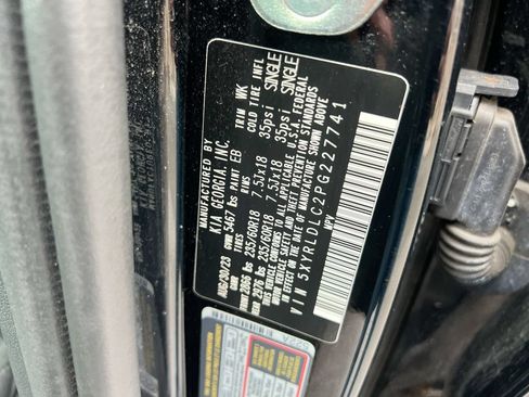 Used 2023 Kia Sorento S w/ Panoramic Sunroof Package AWD/4WD image 33
