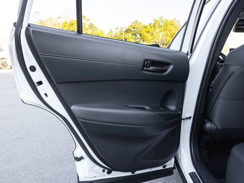 Certified 2026 Toyota Corolla Cross LE FWD image 28