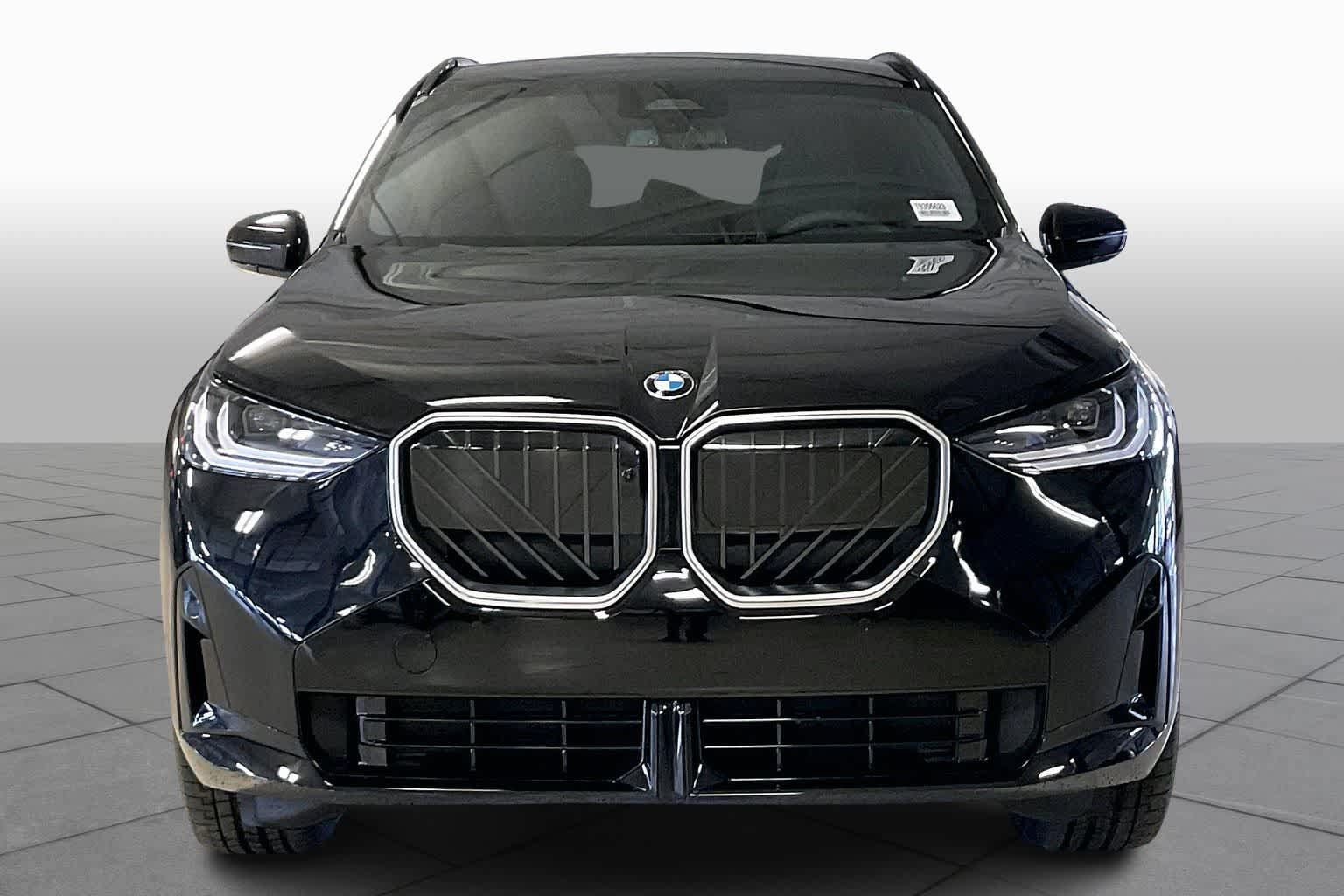 Used 2026 BMW X3 xDrive30i w/ Premium Package AWD/4WD image 3