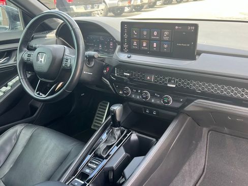 Used 2024 Honda Accord Sport image 19