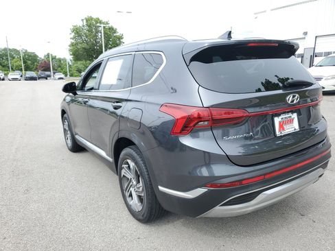 Used 2021 Hyundai Santa Fe SEL FWD image 2