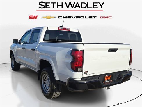 Used 2024 Chevrolet Colorado W/T image 5