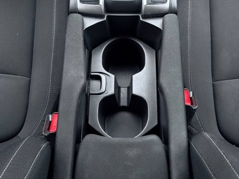 Used 2018 Honda Civic Sport image 29
