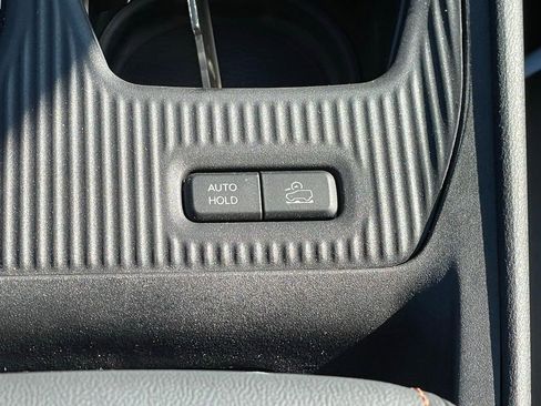 New 2026 Jeep Cherokee Limited AWD/4WD image 18