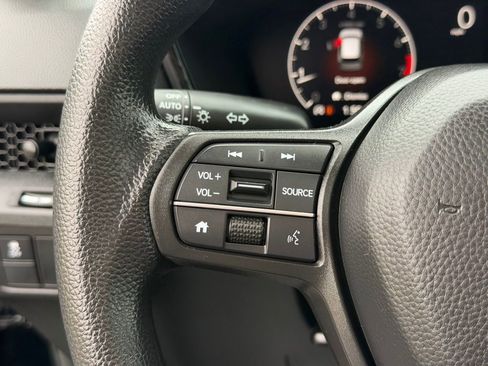 Used 2023 Honda CR-V EX image 16