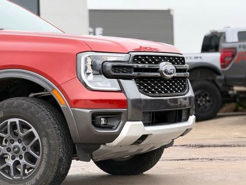Used 2024 Ford Ranger XLT w/ FX4 Off-Road Package AWD/4WD image 9