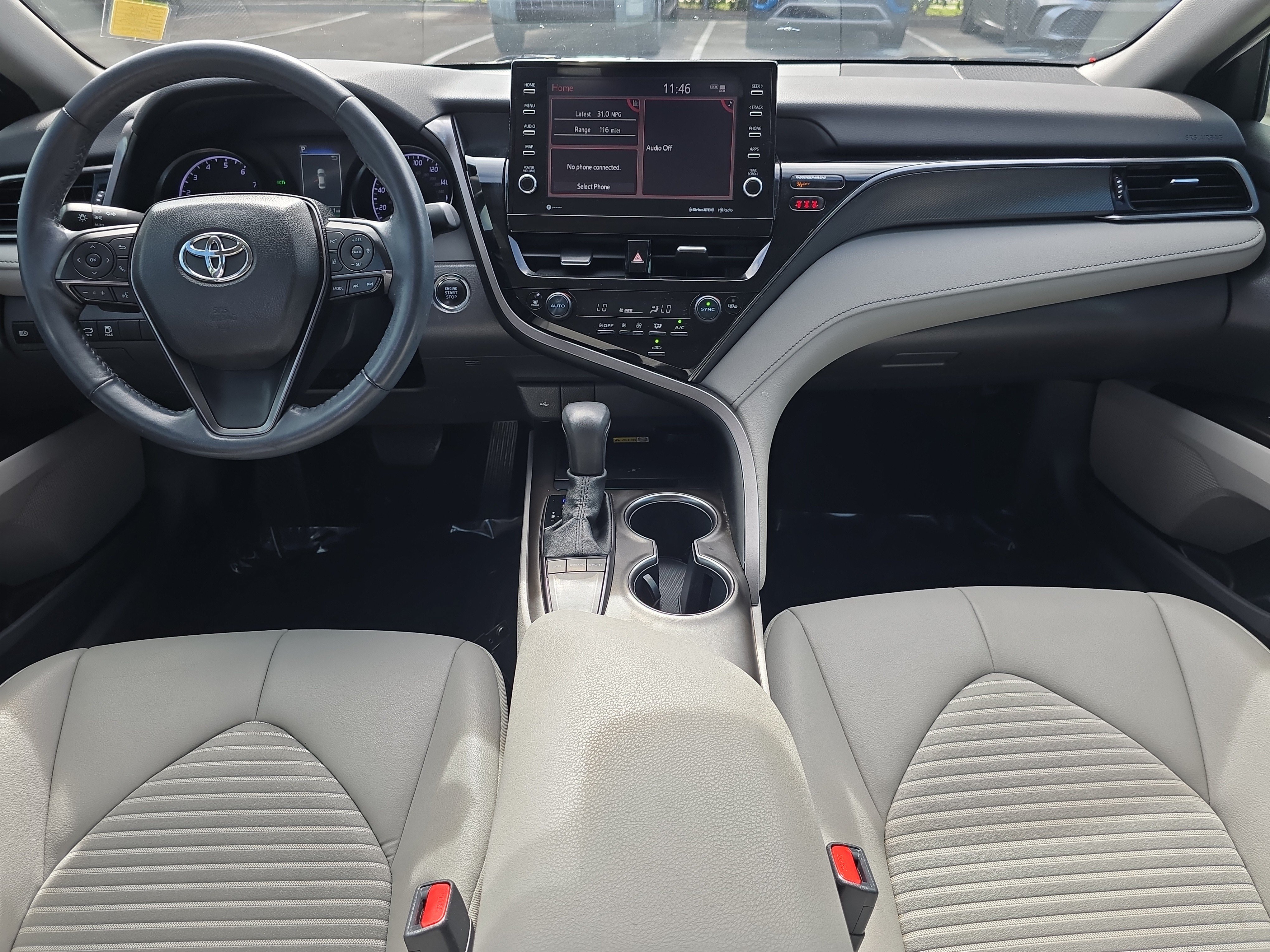 Used 2022 Toyota Camry SE w/ Audio Upgrade Package FWD image 12