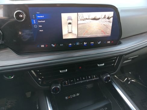 Used 2025 Chevrolet Tahoe Z71 w/ Z71 Off-Road Package image 18