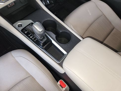 Used 2025 Nissan Altima 2.5 SV FWD image 22