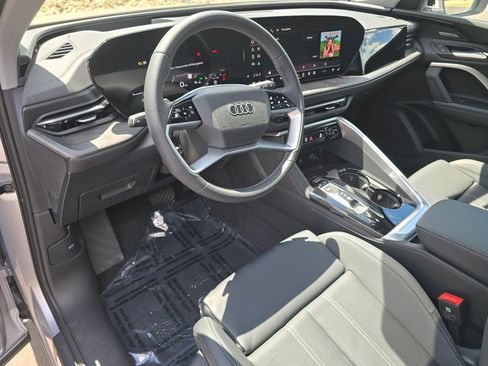 Used 2025 Audi Q5 Premium Plus AWD/4WD image 37