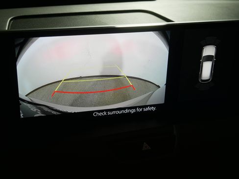 Certified 2025 MAZDA CX-90 3.3 Turbo w/ Preferred Package image 32