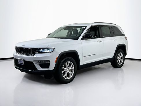 Used 2022 Jeep Grand Cherokee Limited image 1