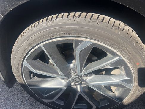 Used 2021 Toyota Corolla SE image 13