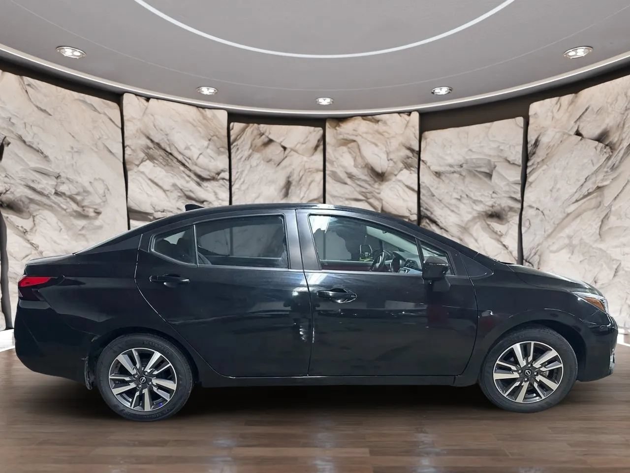 Used 2025 Nissan Versa SV FWD image 6