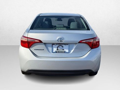 Used 2017 Toyota Corolla LE image 4