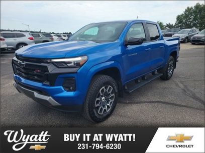 Used 2023 Chevrolet Colorado Z71 w/ Z71 Convenience Package 2
