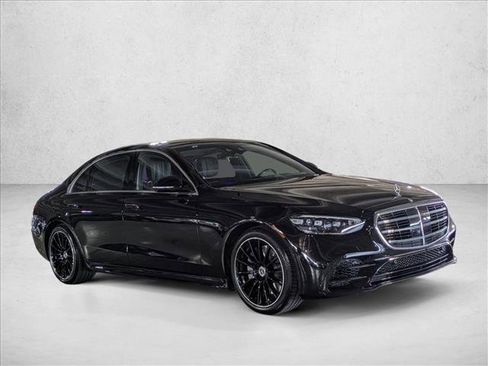 Certified 2022 Mercedes-Benz S 580 4MATIC Sedan image 3