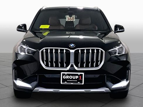 Used 2026 BMW X1 xDrive28i w/ Technology Package AWD/4WD image 3