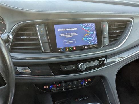 Used 2022 Buick Enclave Premium image 14