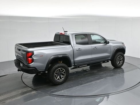 Used 2024 Chevrolet Colorado ZR2 w/ Technology Package image 44