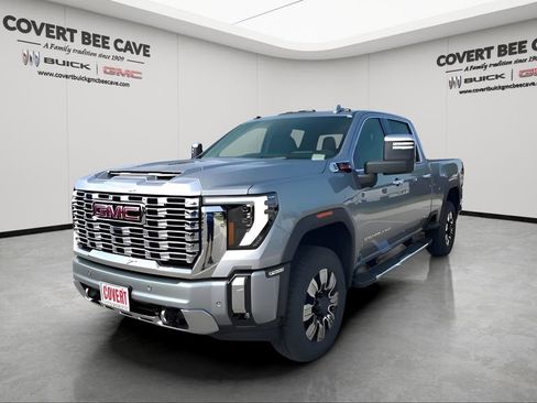 New 2026 GMC Sierra 2500 Denali w/ Denali Reserve Package image 3