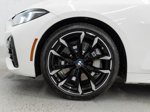 Used 2026 BMW 430i xDrive Coupe w/ M Sport Package AWD/4WD image 33