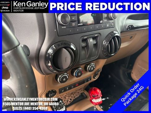 Used 2015 Jeep Wrangler Sahara w/ Connectivity Group image 15