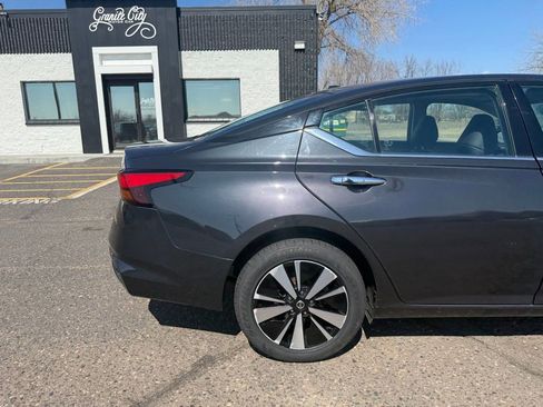 Used 2020 Nissan Altima 2.5 SL AWD/4WD image 4