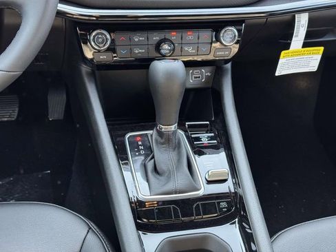 New 2026 Jeep Compass Latitude AWD/4WD image 14
